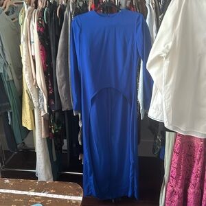 Sold!38, 18” Bust, Been M, Cut Out 100% Fashion Layering Top